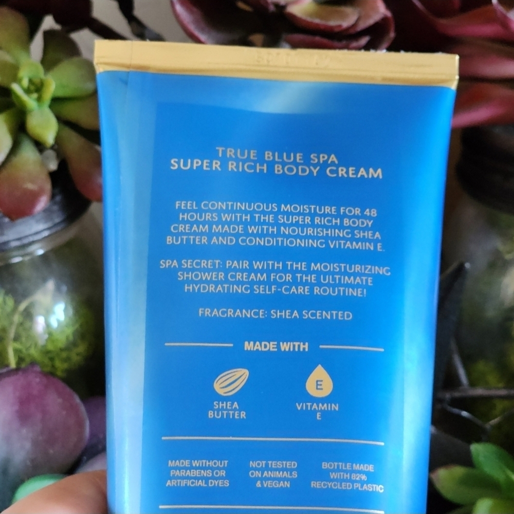 Bath & Body Works True Blue Spa Deluxe Men's Bundle - Picture 4 of 11